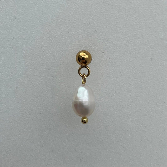 Náušnice s jemnou perlou (1ks) - MARYRASH