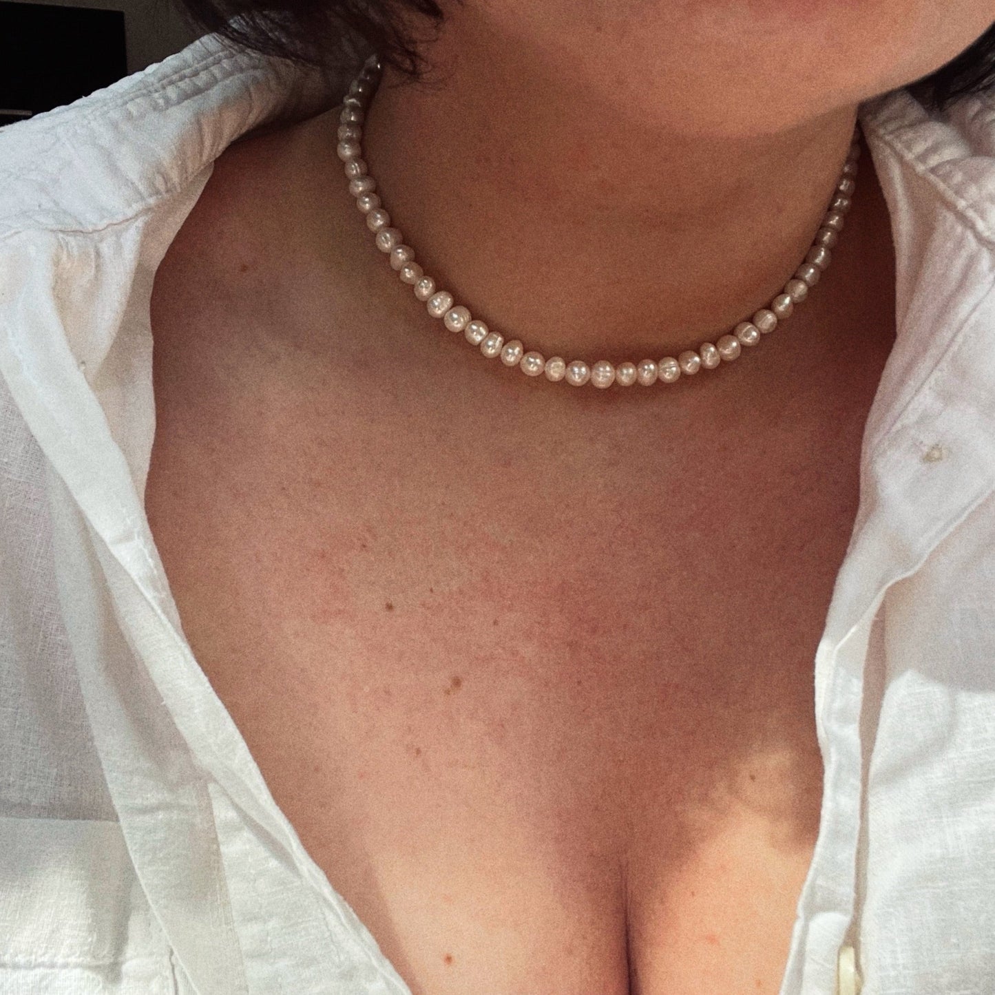 perlový náhrdelník kulatý, perlový náhrdelník potato, perlový náhrdelník z kulatých perel, náhrdelník z pravých říčních perel